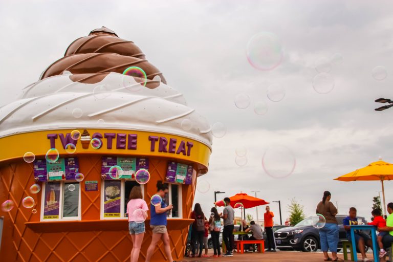 Twistee Treat Sunrise Grand Opening Event Twistee Treat Best Ice